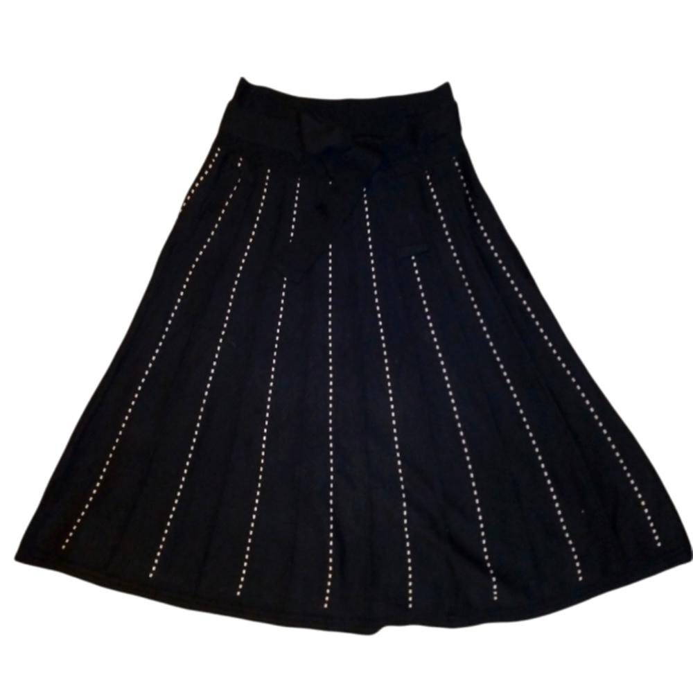 Classy Black long maxi skirt wool fabric size small. Perfect for cold days!